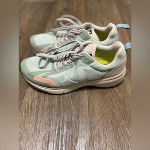 Veja Condor 2 Alvehomesh Matcha/Menthol size 9